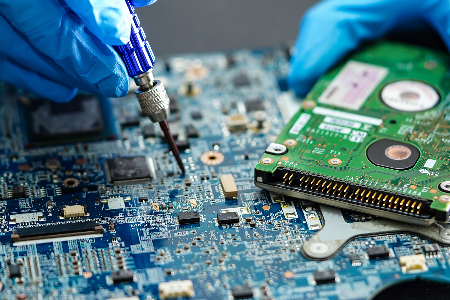 manufacturering outdoor lighting controls